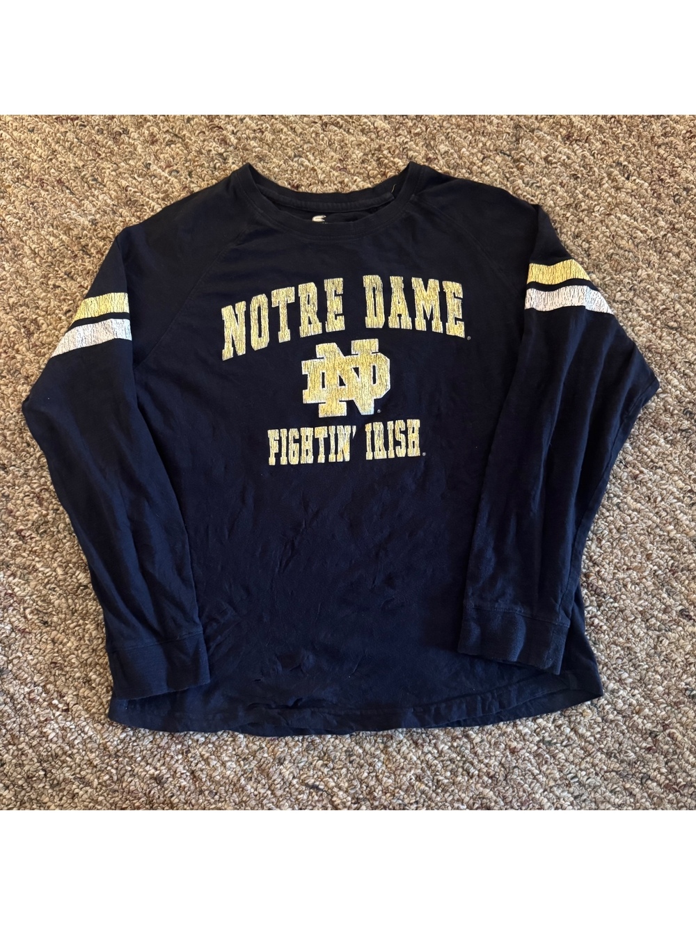 Women’s Notre Dame Fighting Irish Long Sleeve Graphic T-Shirt Size Large